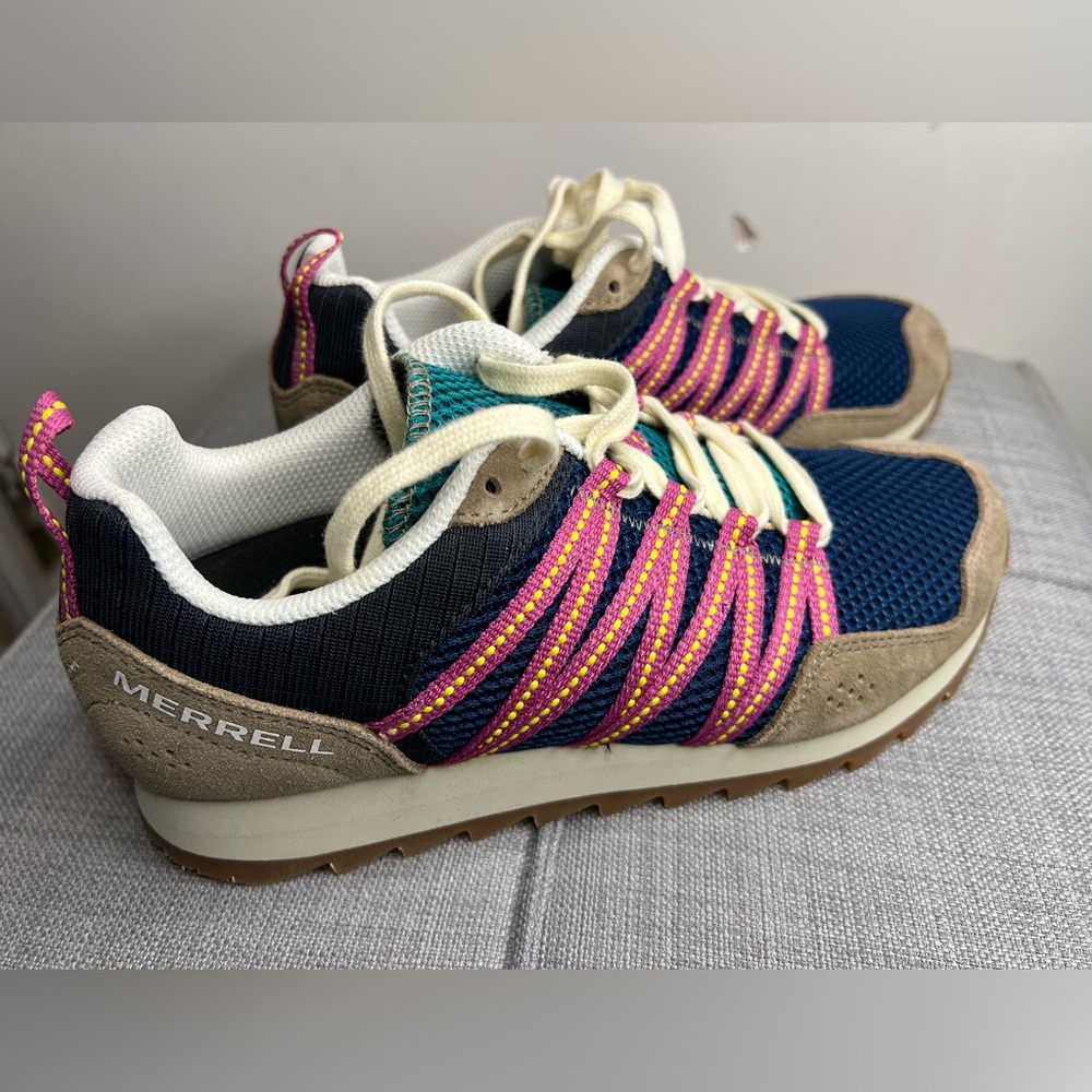 Merrill Women’s Alpine Sneaker NWT Size 6.5